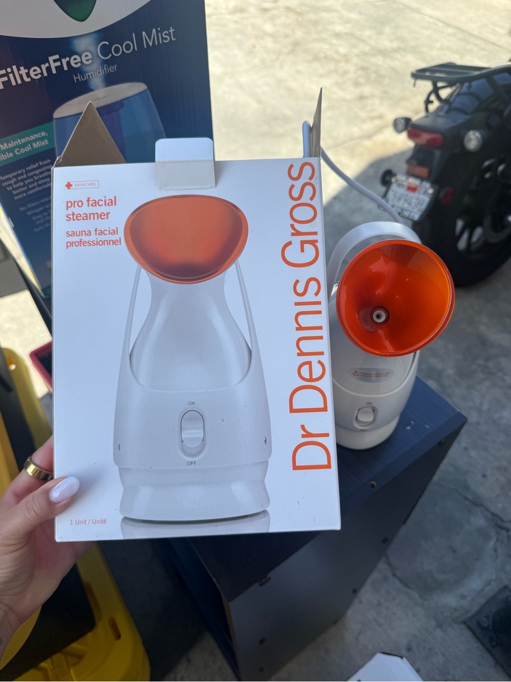 Dr Dennis Gross Pro Facial Steamer — White with Orange Accent